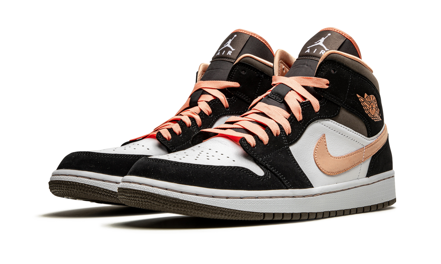 AIR JORDAN 1 MID SE WMNS Peach Mocha