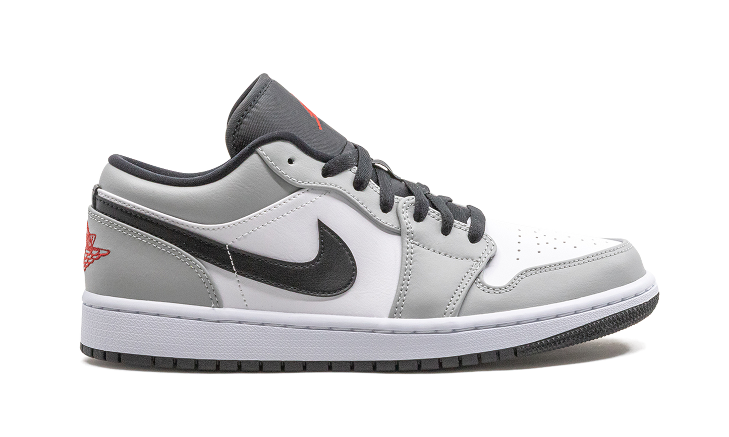 Air Jordan 1 Low Light Smoke Grey
