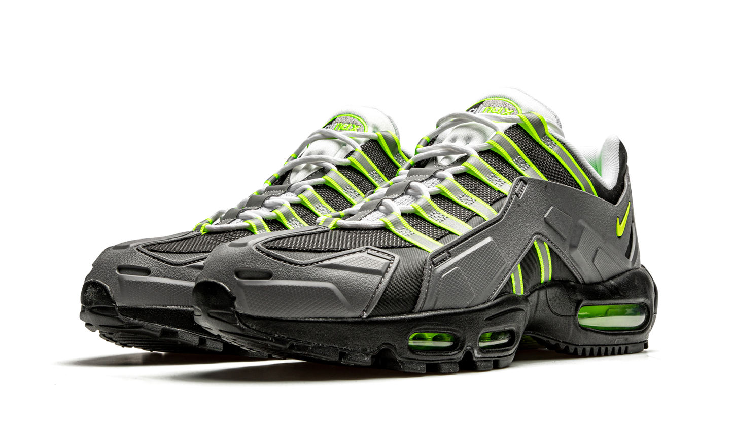 Air Max 95 NDSTRKT Neon