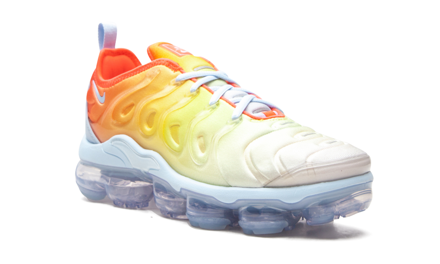 WMNS VaporMax Plus Sunrise