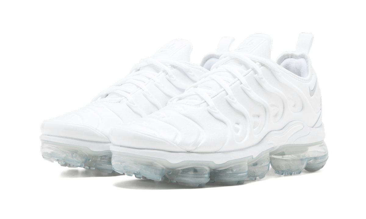 Air Vapormax Plus Triple White