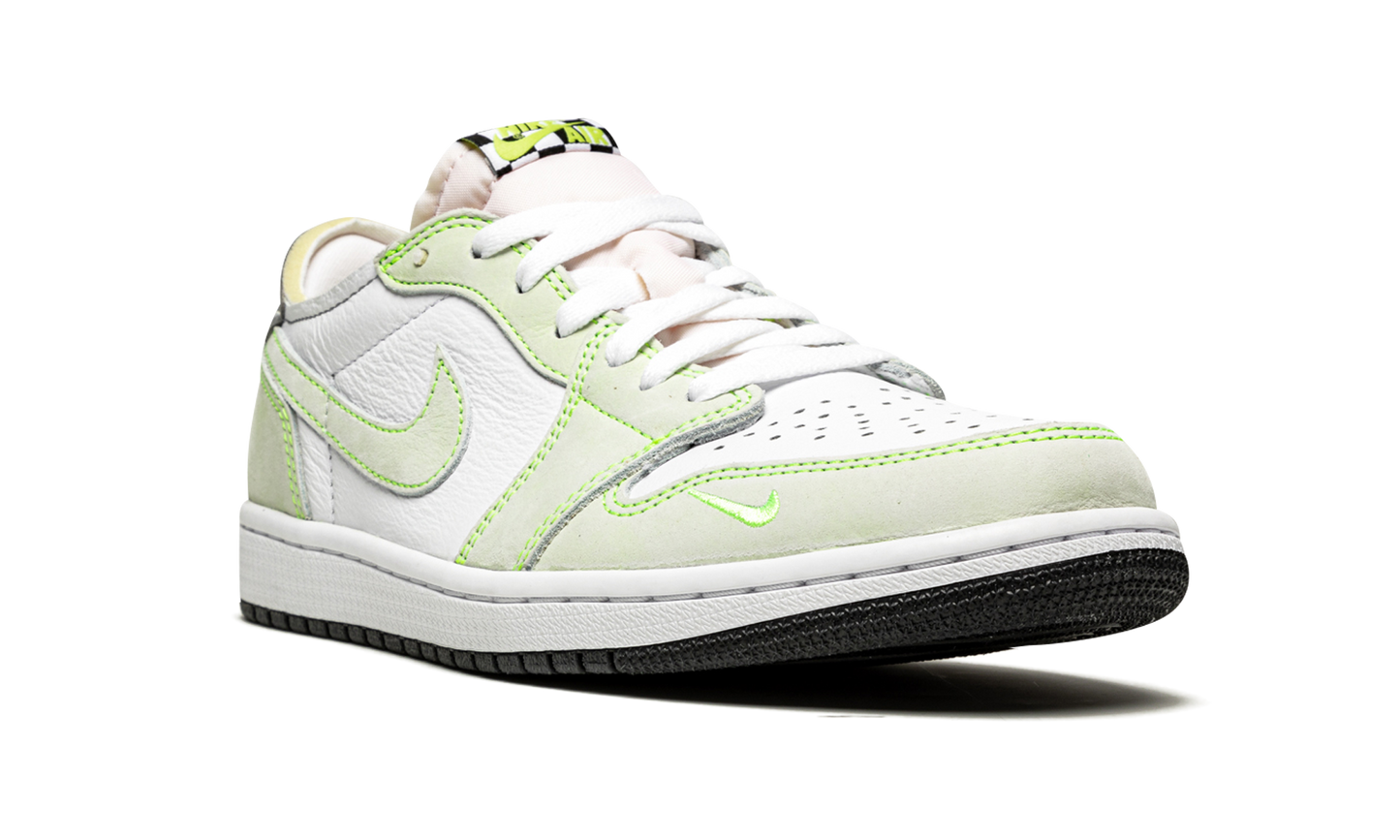 Air Jordan 1 Low OG Ghost Green