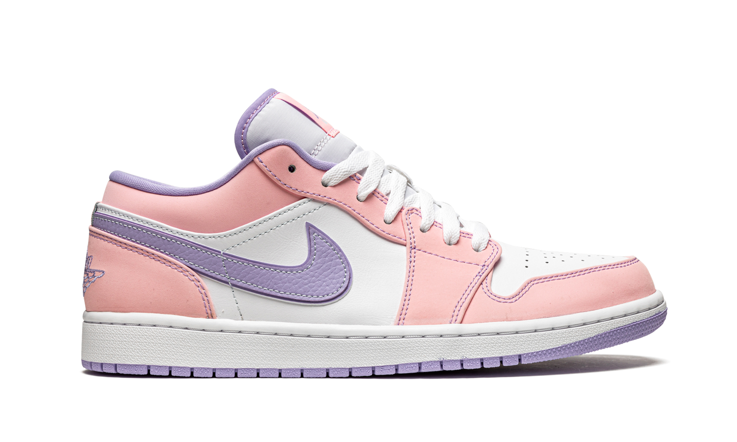 Air Jordan 1 Low SE Arctic Punch