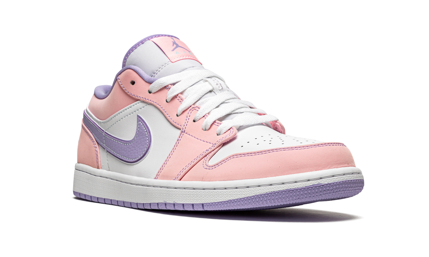 Air Jordan 1 Low SE Arctic Punch