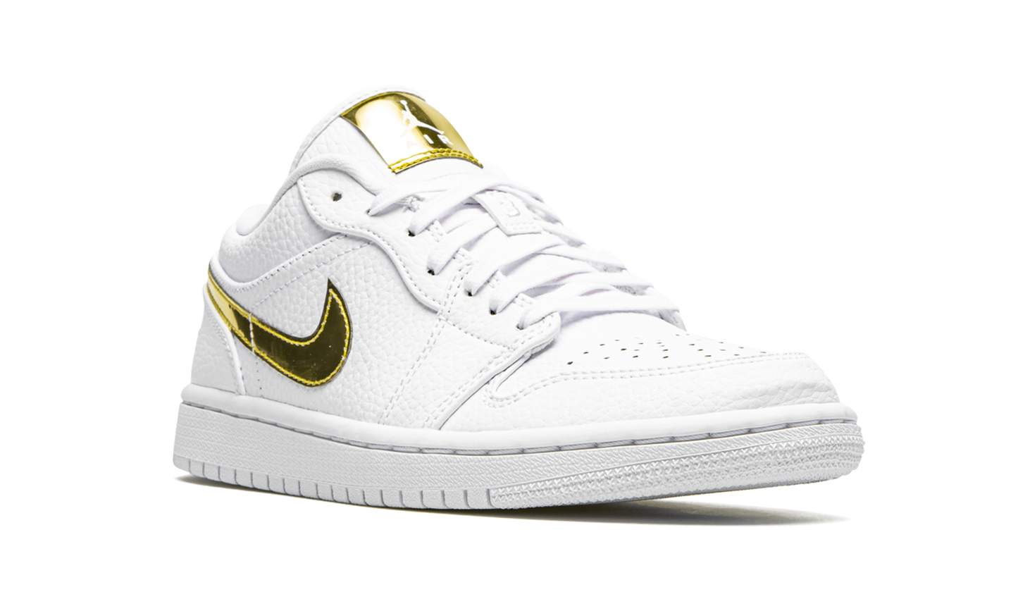 AIR JORDAN 1 LO SE WMNS White Metallic Gold