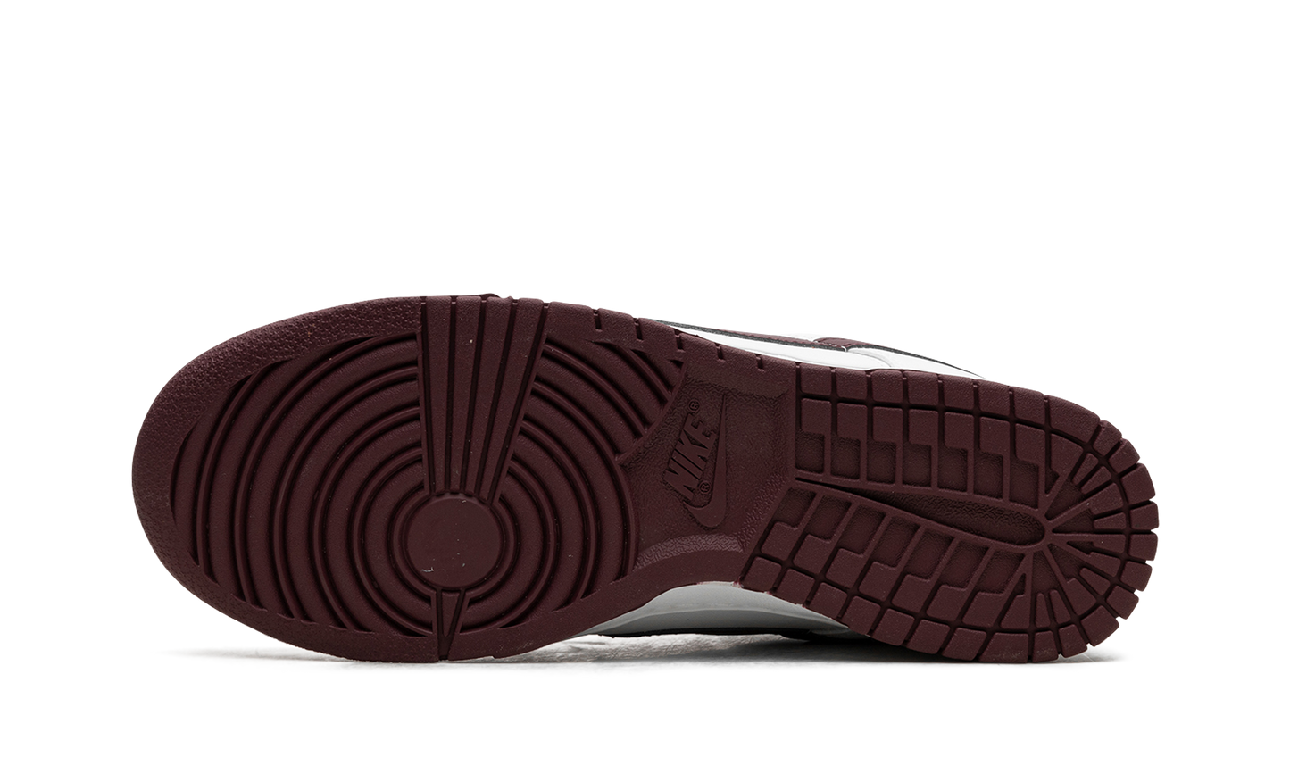 Dunk Low Retro White Night Maroon