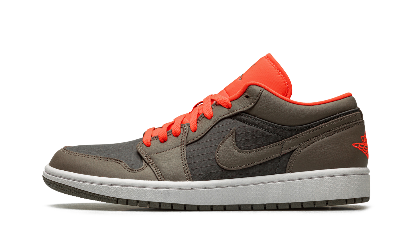 AIR JORDAN 1 LO SE WMNS Black / Olive/ Bright Crimson