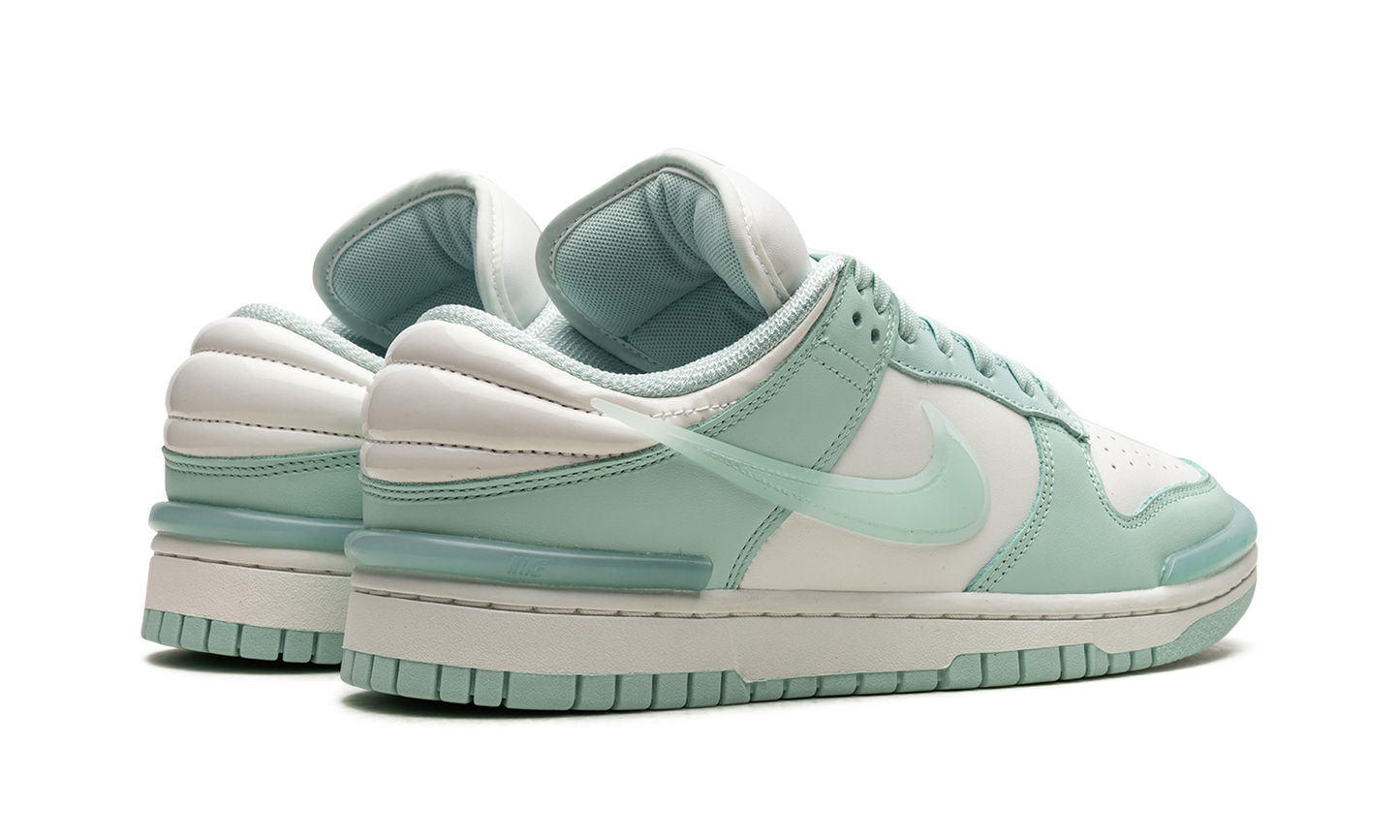 DUNK LO TIST WMNS Jade Ice