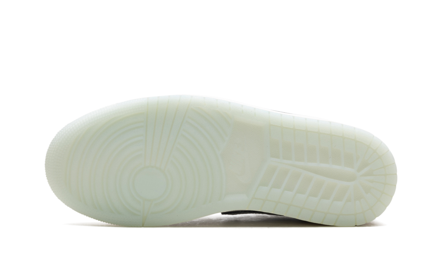 Air Jordan 1 Low OG Year of the Snake