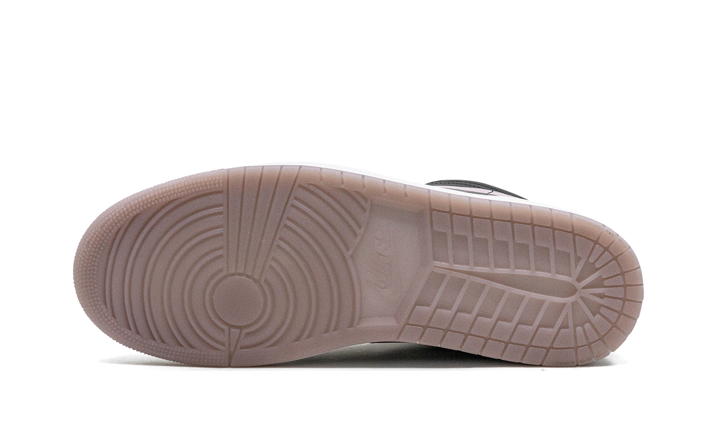 Jordan 1 Low SE Iced Lilac