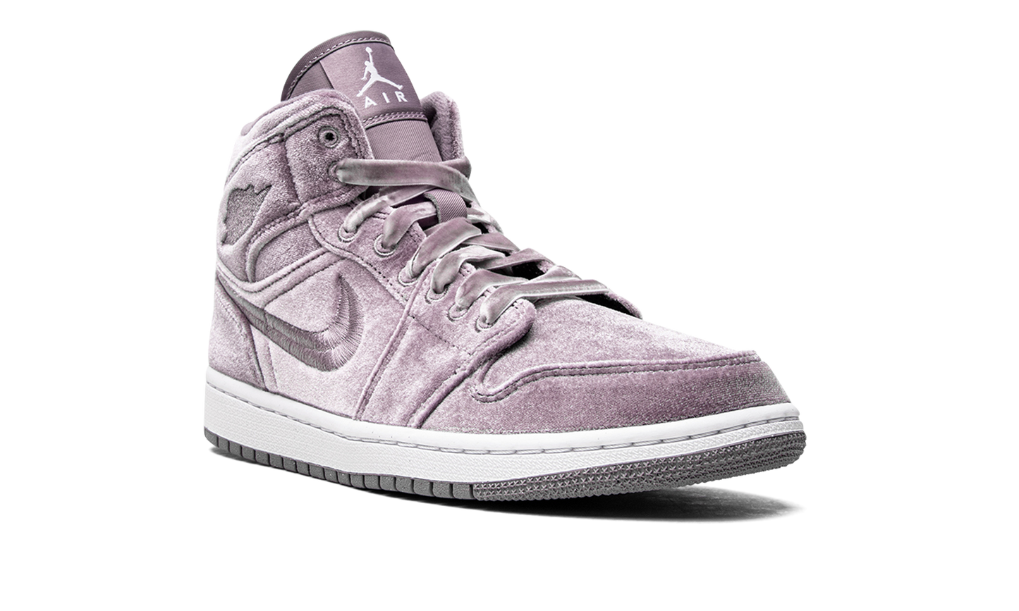 AIR JORDAN 1 MID SE WMNS Purple Velvet