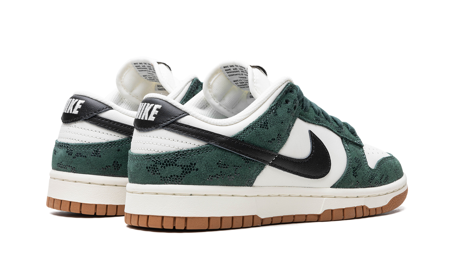 DUNK LOW WMNS Green Snake