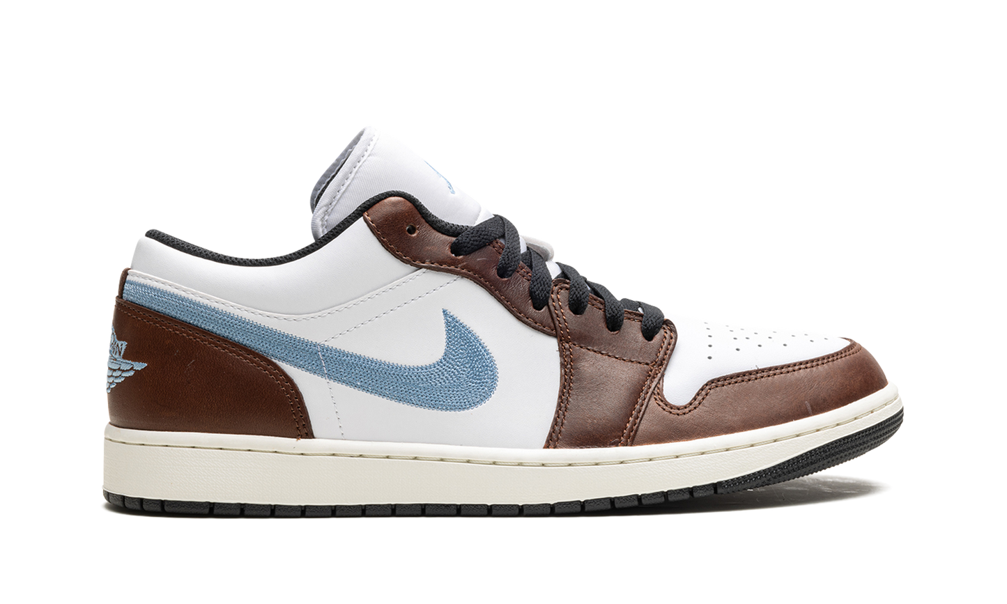 Air Jordan 1 Low SE Embroidered Swoosh - Mocha