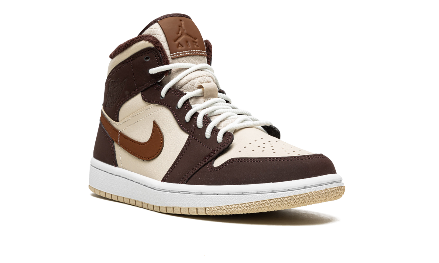AIR JORDAN 1 MID SE WMNS Brown Basalt Fleece