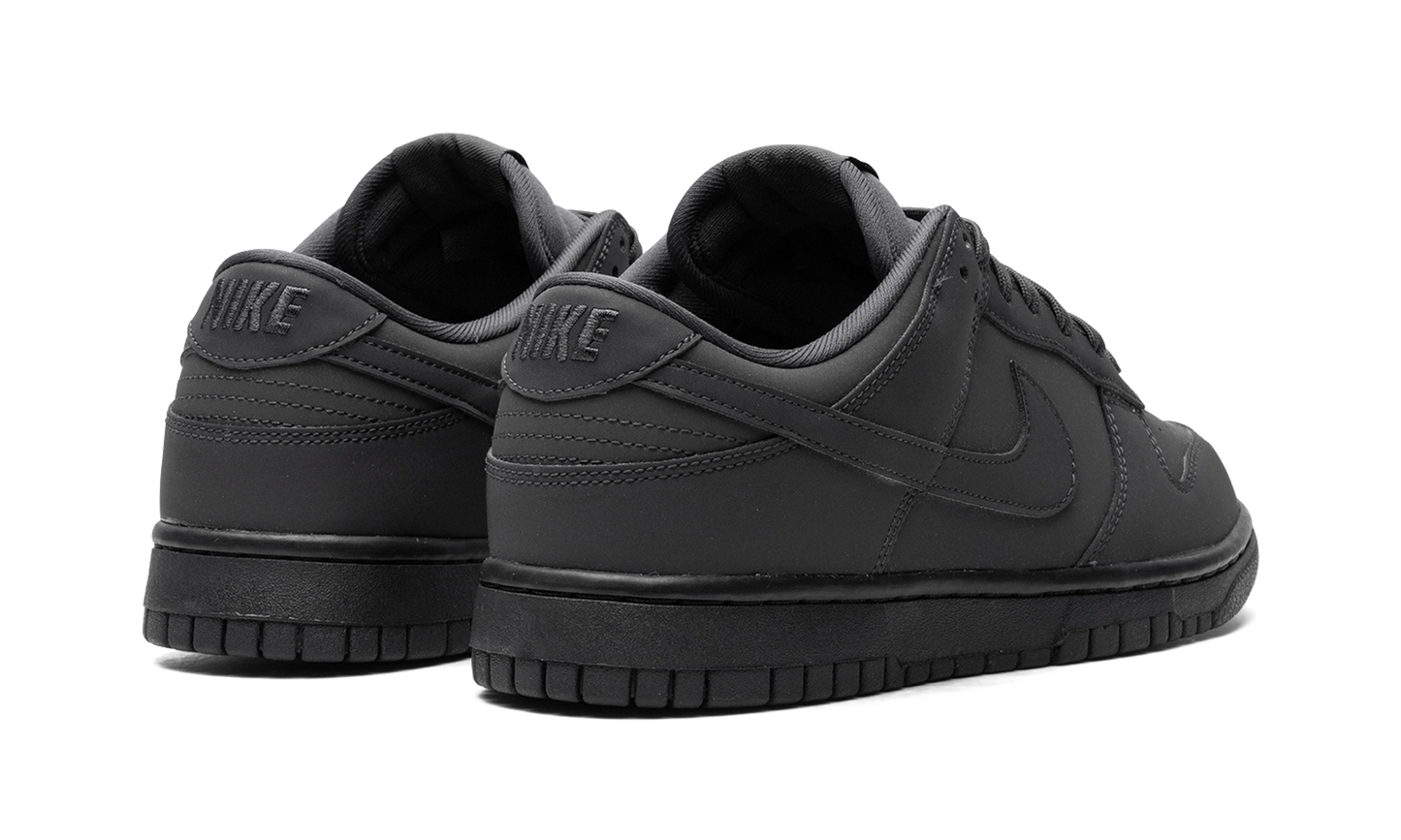 DUNK LOW WMNS Cyber