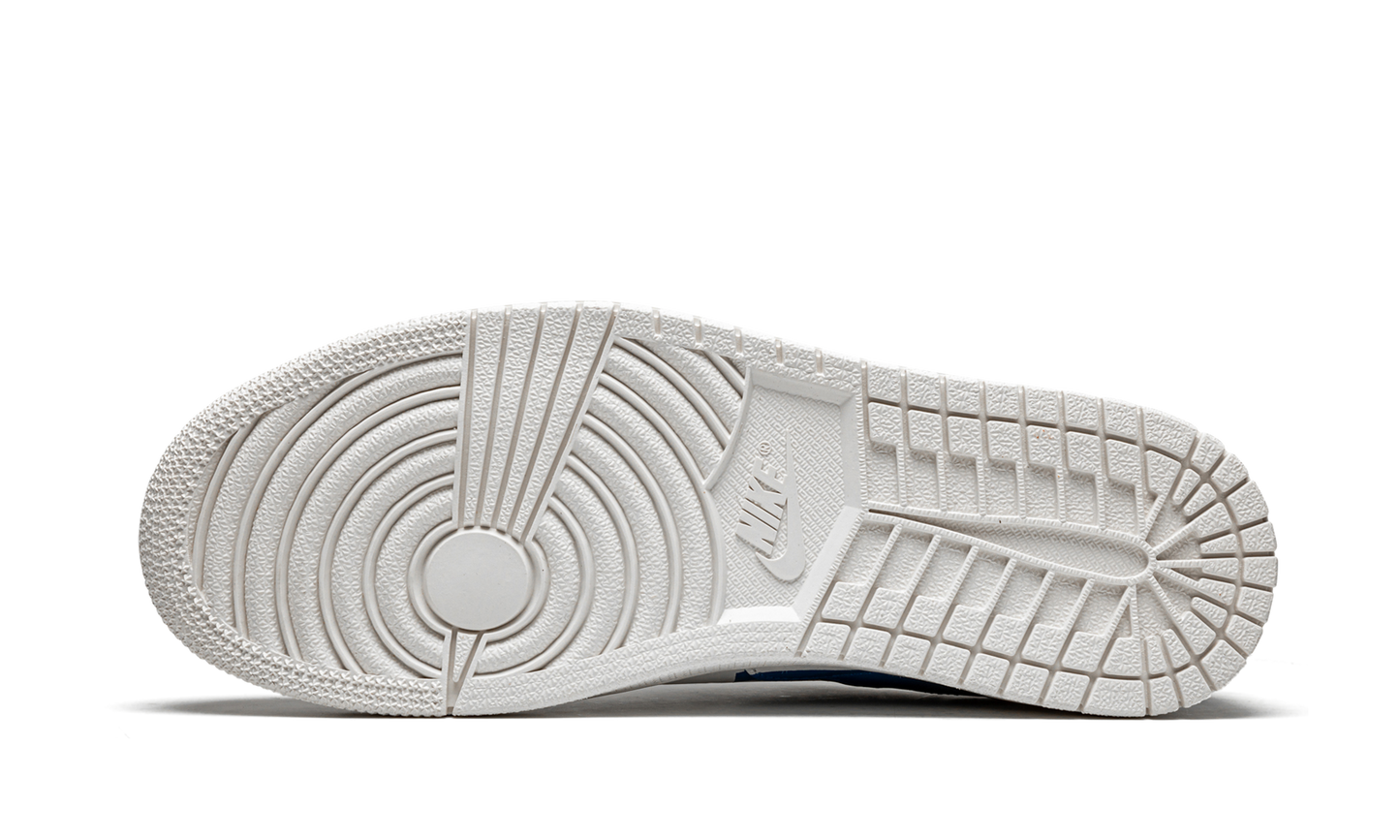 Air Jordan 1 Centre Court Military Blue