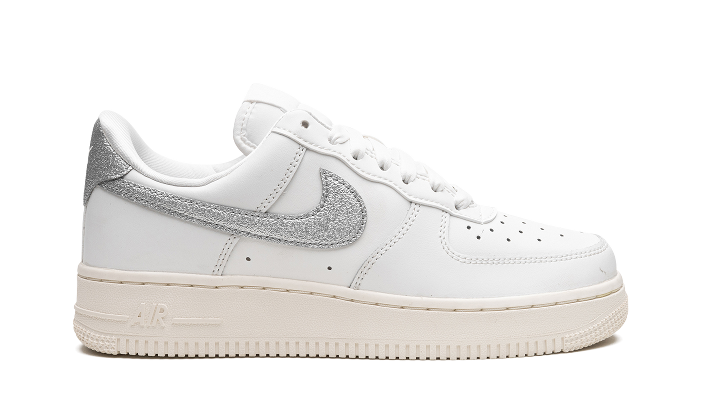 AIR FORCE 1 '07 MNS WMNS Summit White Sail White Metallic Silver