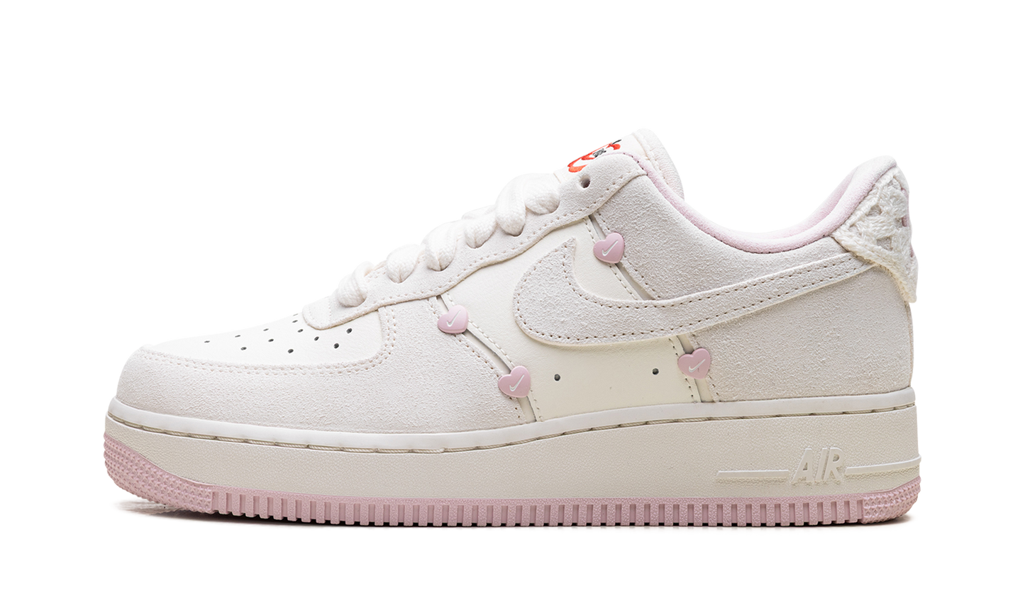 Air Force 1 Low WMNS Valentine's Day