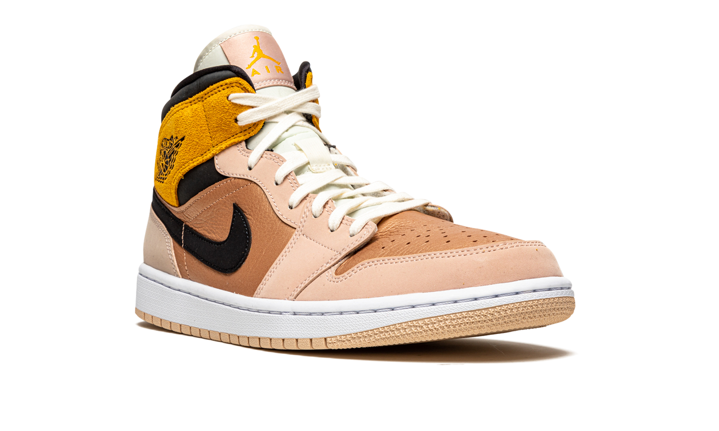 AIR JORDAN 1 MID SE WMNS Particle Beige
