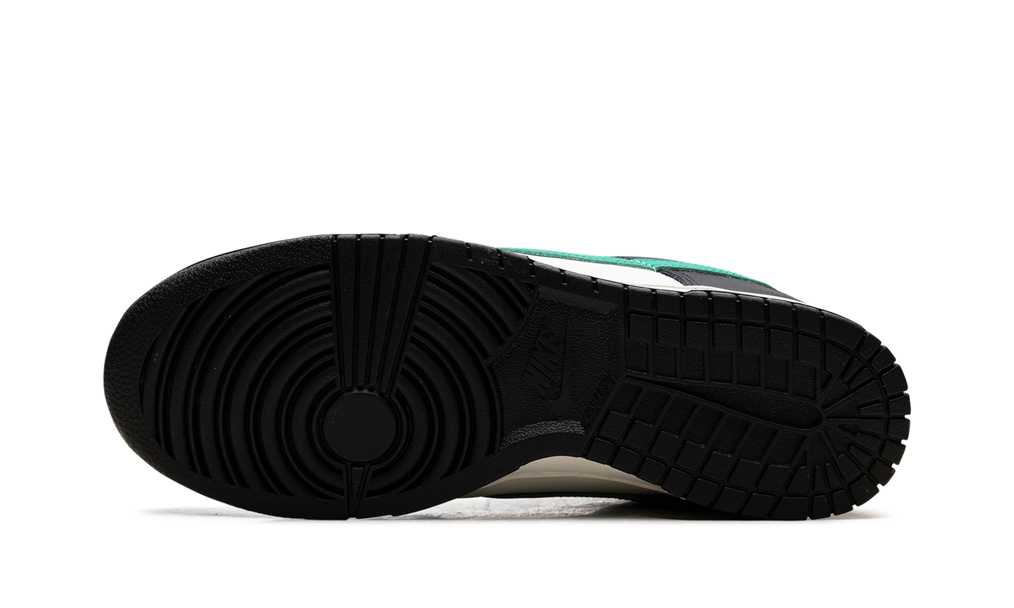 Dunk Low WMNS Celtics