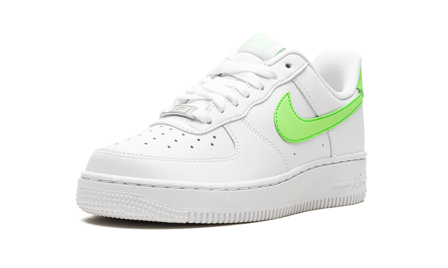 AIR FORCE 1 '07 WMNS LIME GREEN