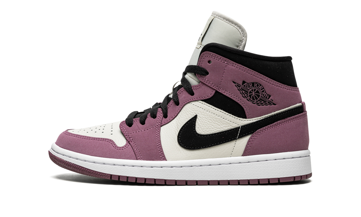 AIR JORDAN 1 MID SE WMNS Berry Pink