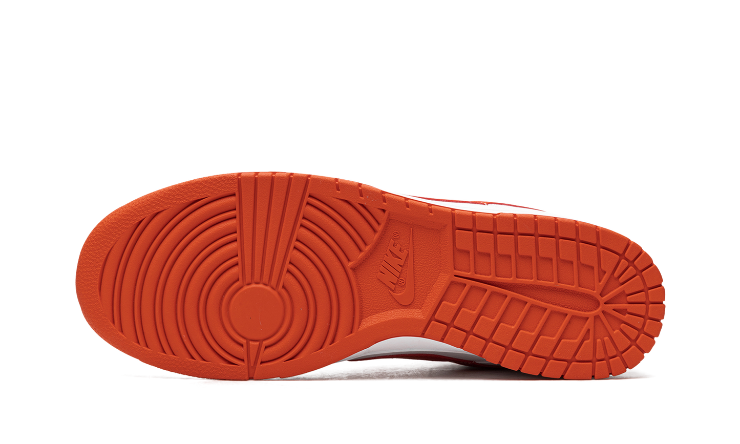Dunk Low Picante Red