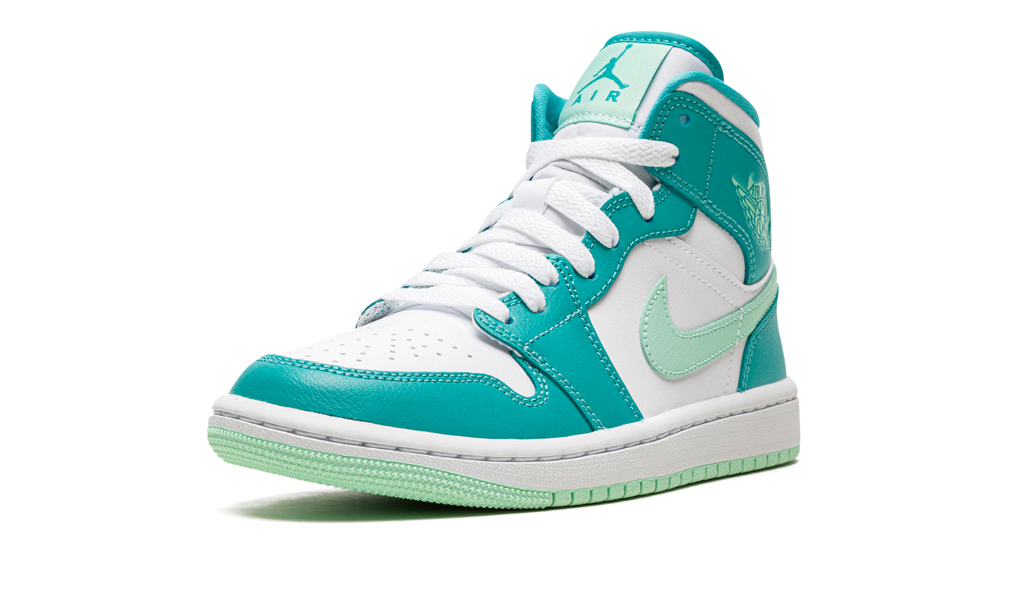 AIR JORDAN 1 MID WMNS Washed Teal
