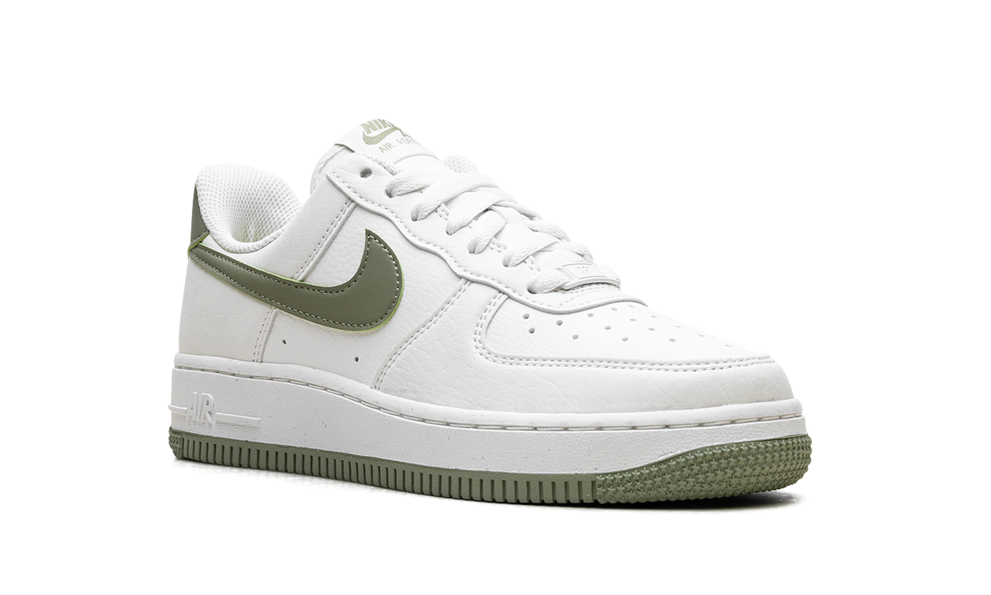 Air Force 1 '07 WMNS Next Nature Oil Green