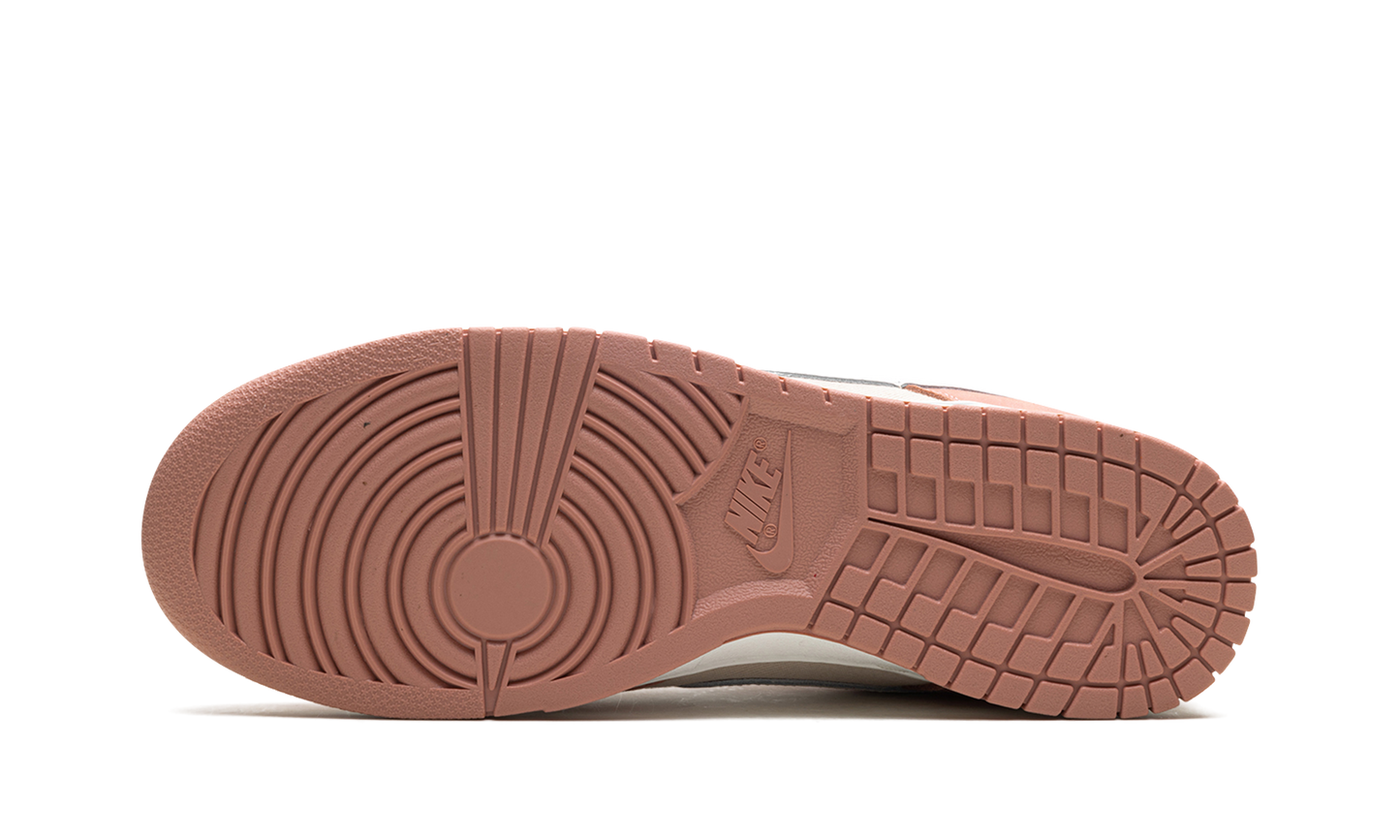 Dunk Low Red Stardust