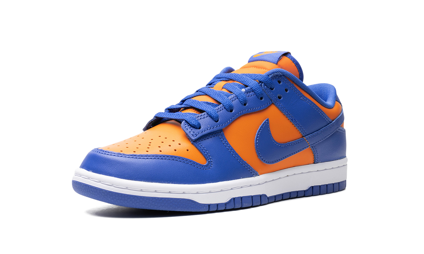 Dunk Low Knicks