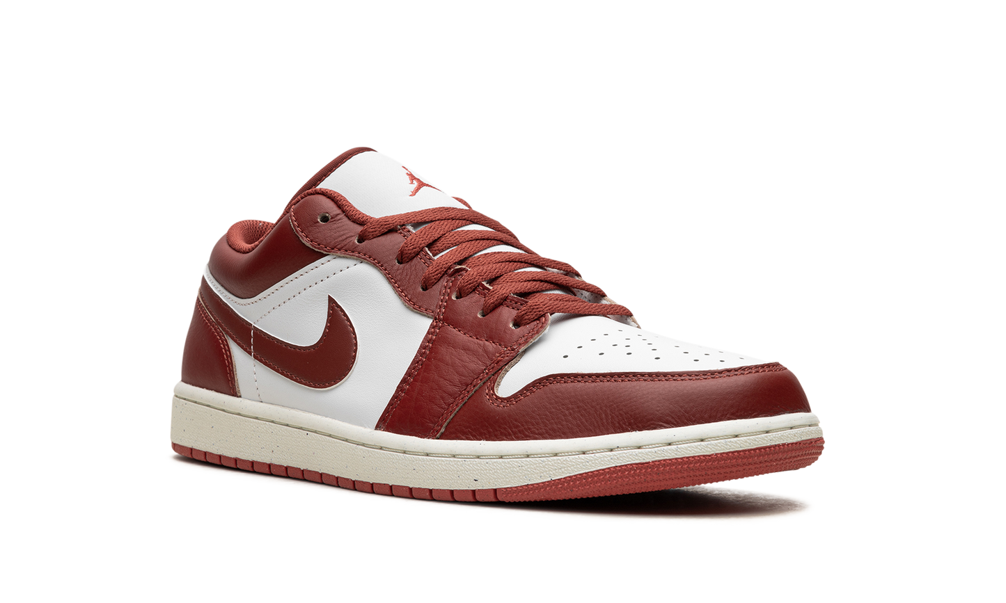 Air Jordan 1 Low SE DUNE RED