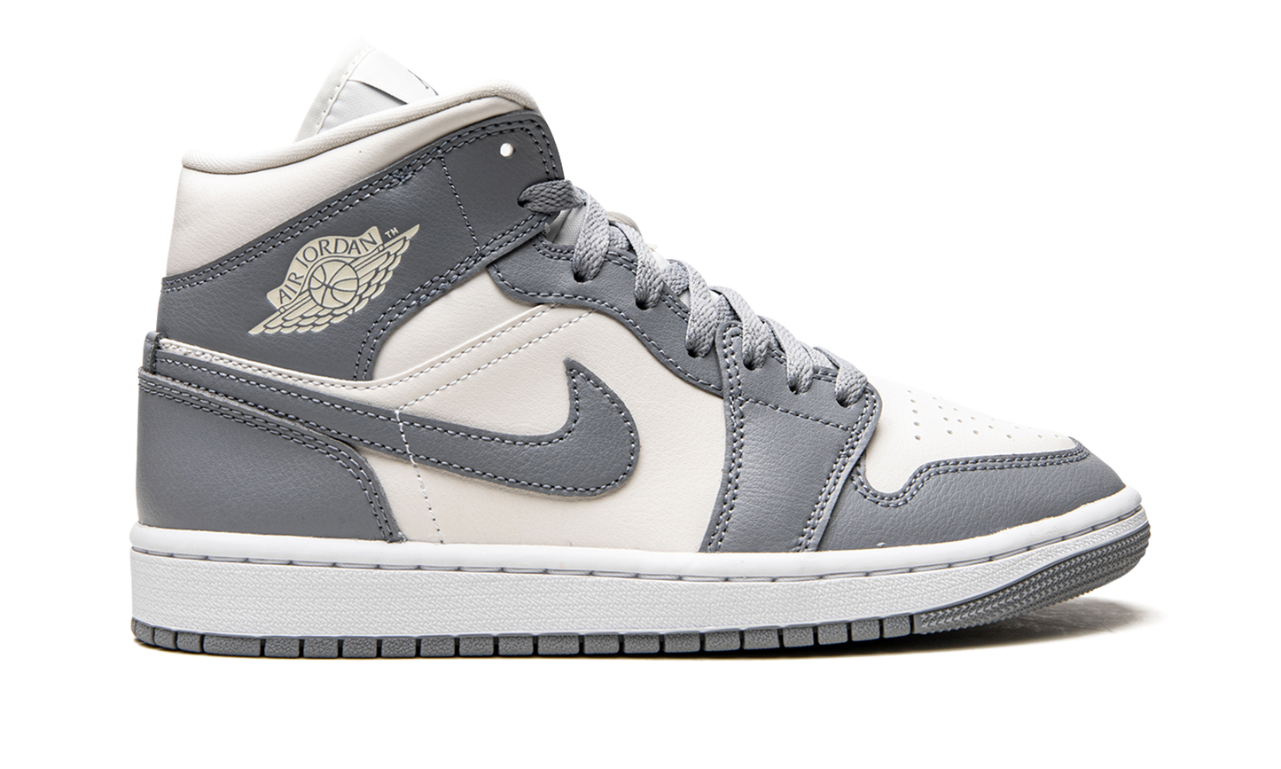 AIR JORDAN 1 MID WMNS Stealth