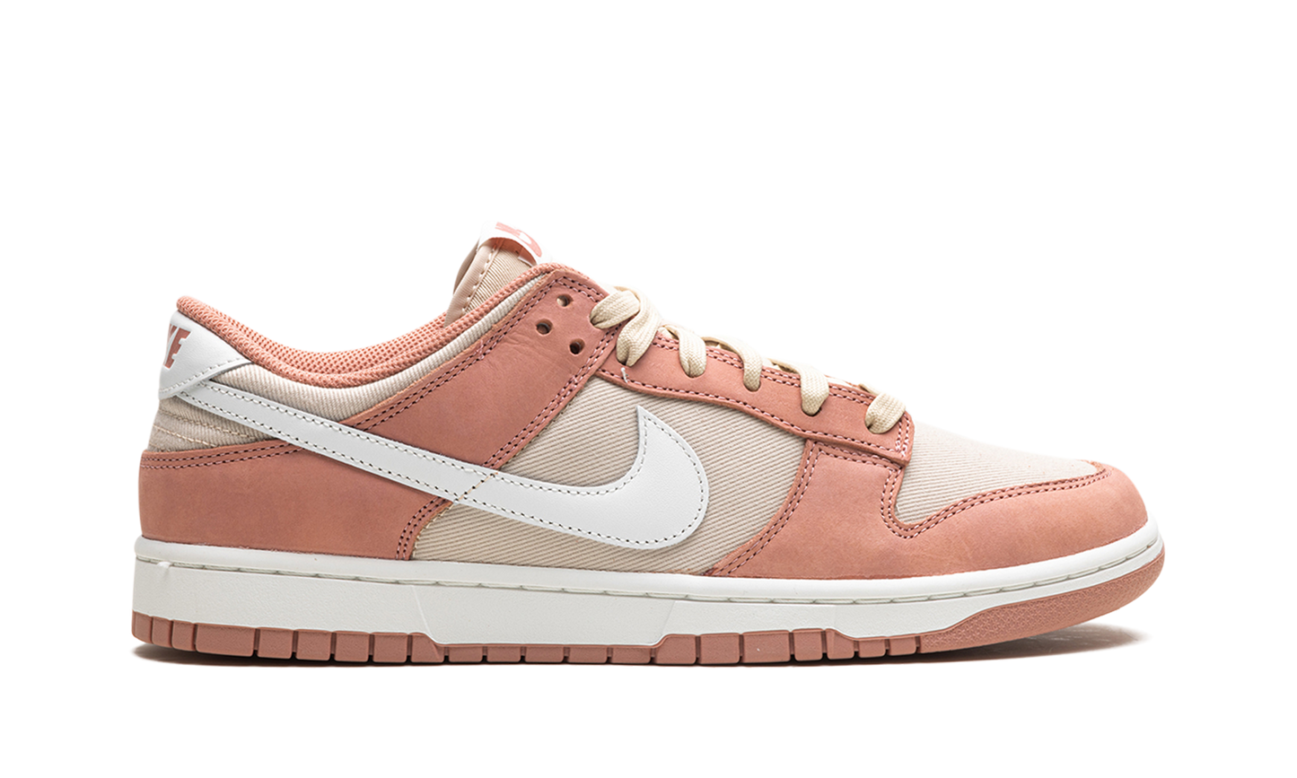 Dunk Low Red Stardust