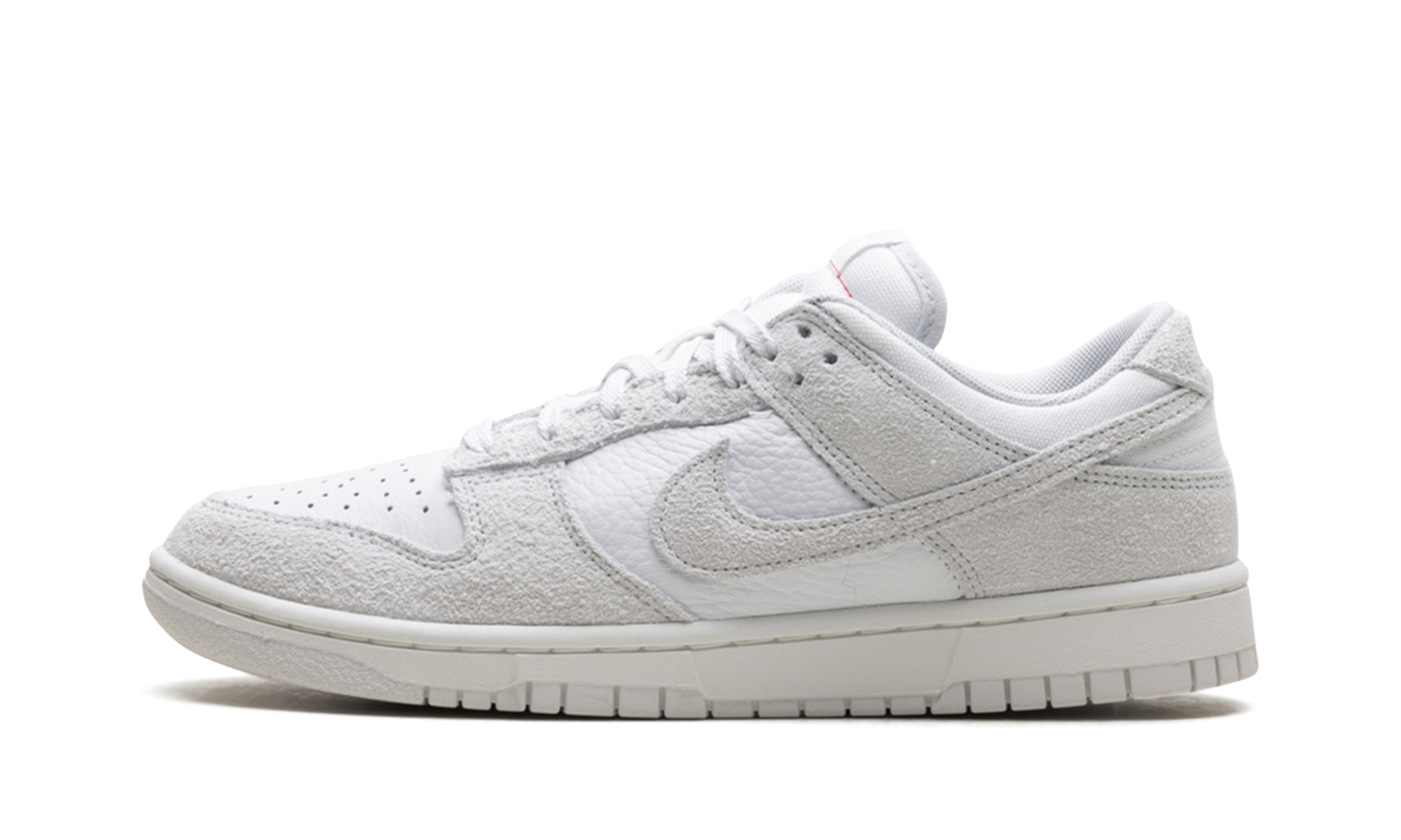 Dunk Low WMNS Summit White Photon Dust