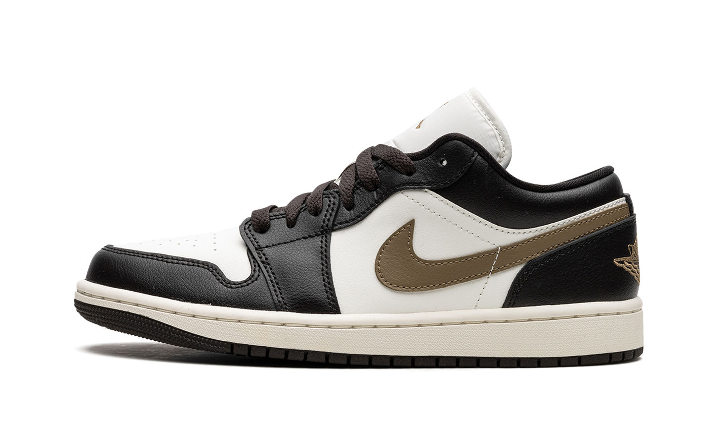 Air Jordan 1 Low WMNS Shadow Brown