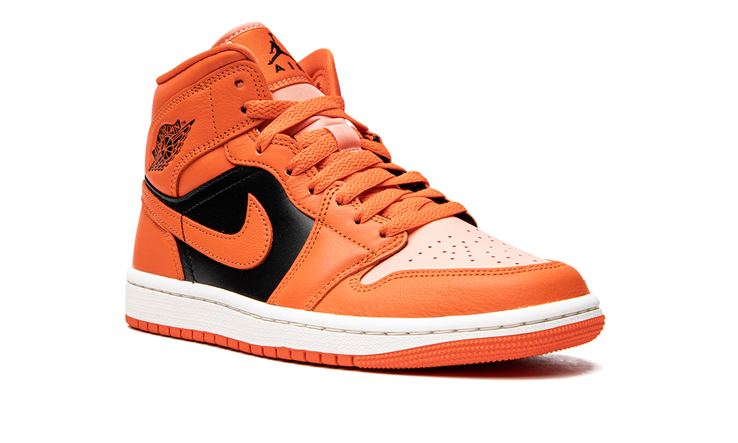 AIR JORDAN 1 MID SE WMNS Orange / Black