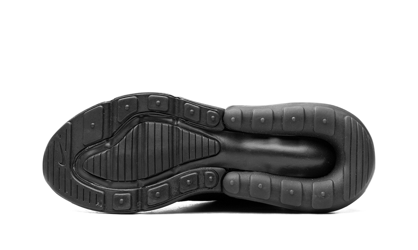 AIR MAX 270 WMNS Triple Black