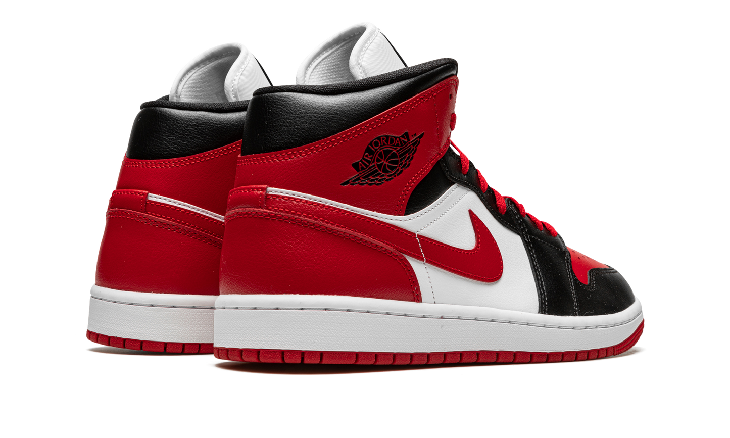 AIR JORDAN 1 MID WMNS Alternate Bred Toe