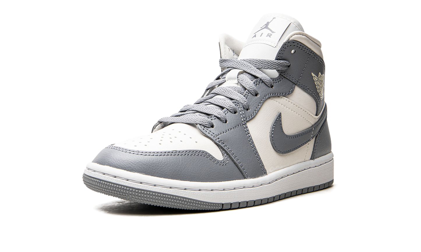 AIR JORDAN 1 MID WMNS Stealth