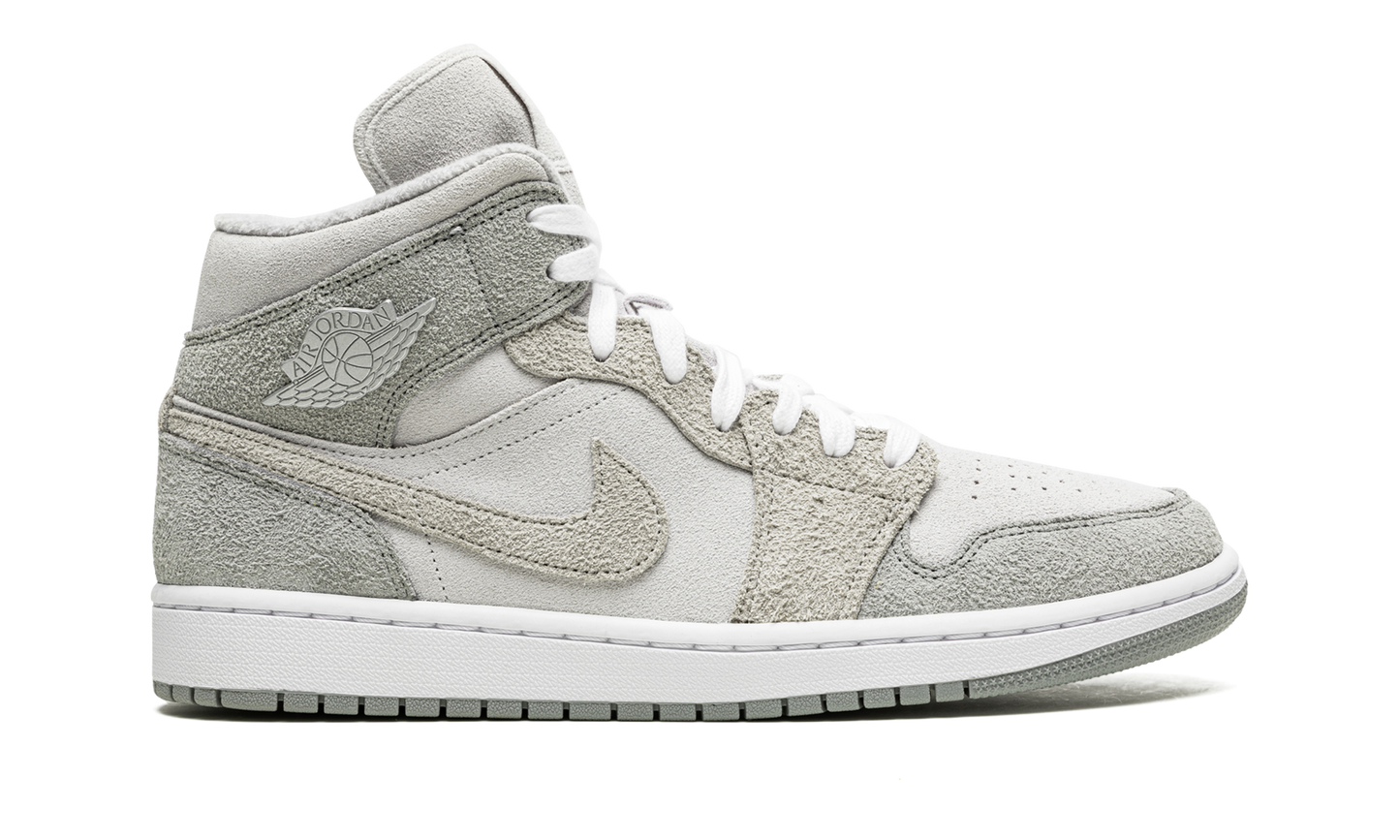AIR JORDAN 1 MID SE WMNS Grey Fleece
