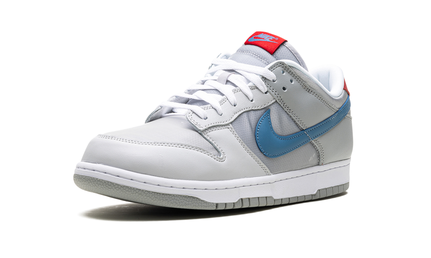 Dunk low Silver Surfer