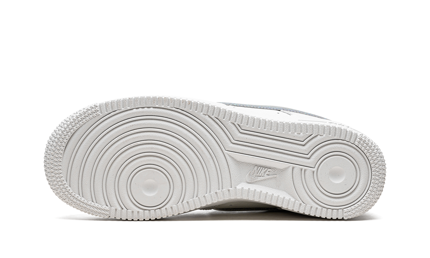 AIR FORCE 1 '07 ESS WMNS Glitter Swoosh