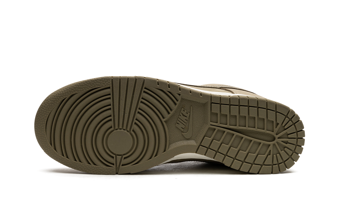 DUNK LO PRM MF WMNS Neutral Olive