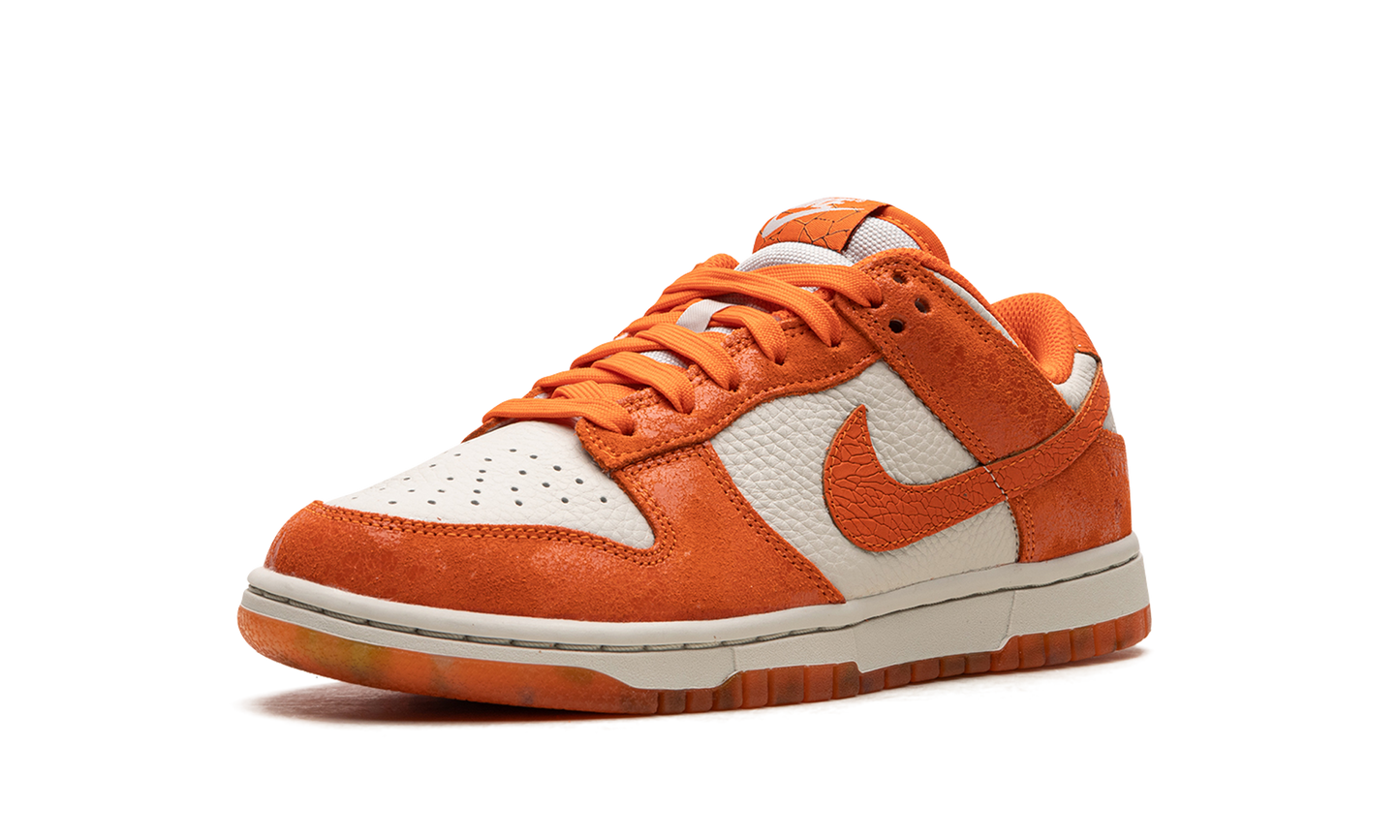 DUNK LOW WMNS Total Orange