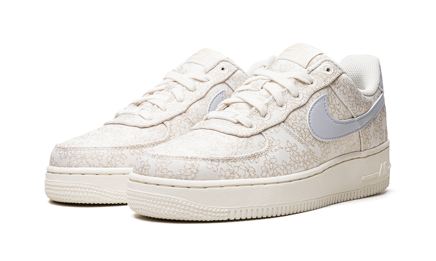 AIR FORCE 1 '07 SE JACQ WMNS Flower Embroidery