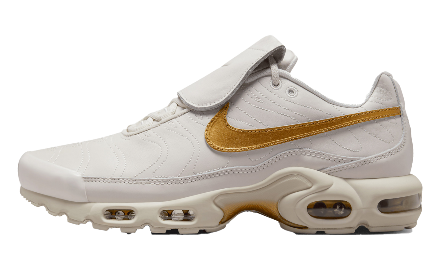 Air Max Plus Tiempo Metallic Gold