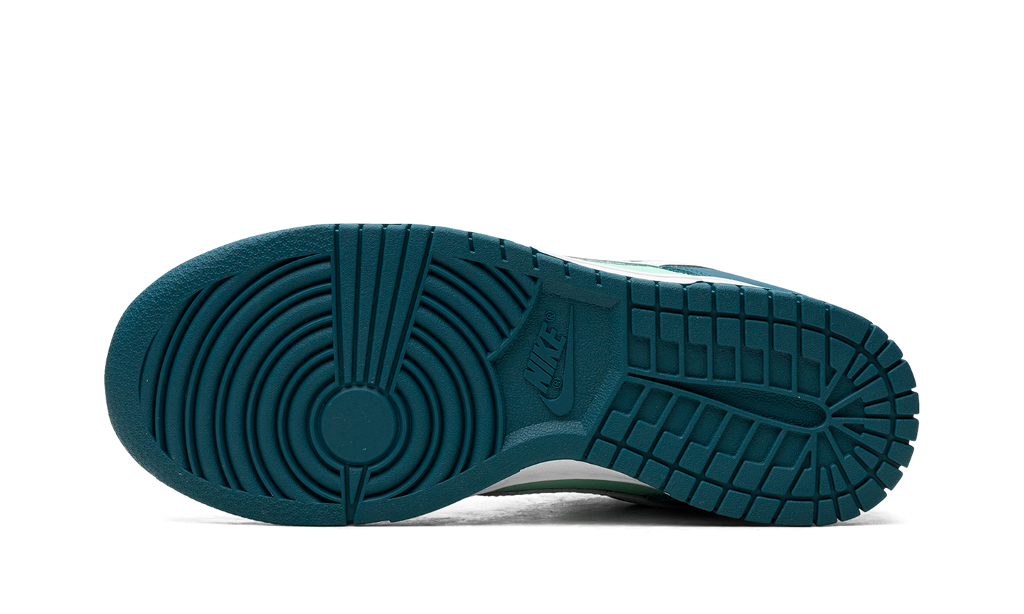 DUNK LOW WMNS Geode Teal