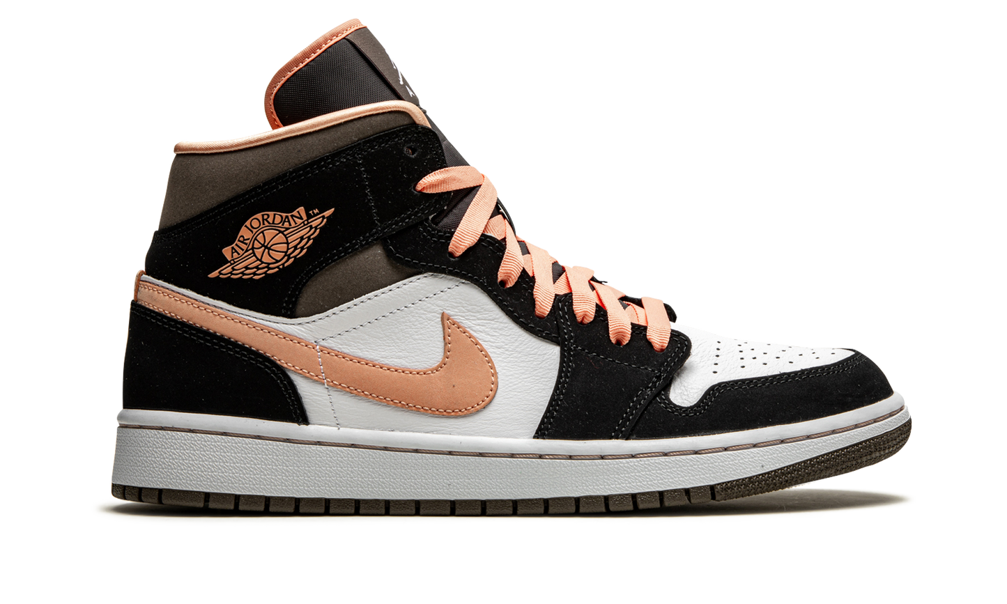 AIR JORDAN 1 MID SE WMNS Peach Mocha