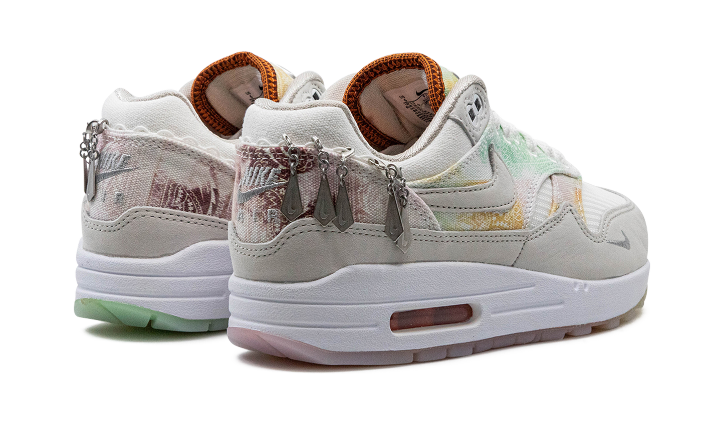 NIKE AIR MAX 1 '87 WMNS White Phantom Mint Foam